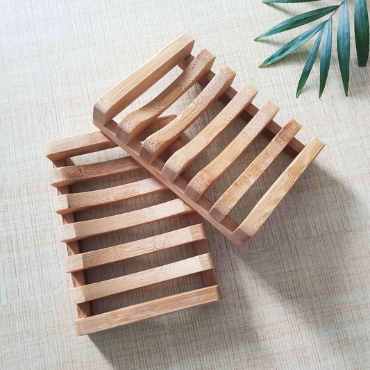 Natural bamboo soap dish, eco-friendly and biodegradable soap tray for sustainable living.